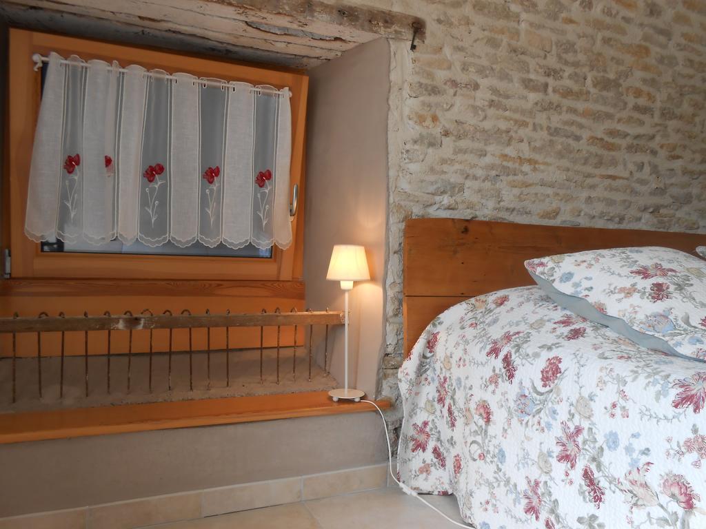 Bed and Breakfast Les Grands Prés Geney Habitación foto